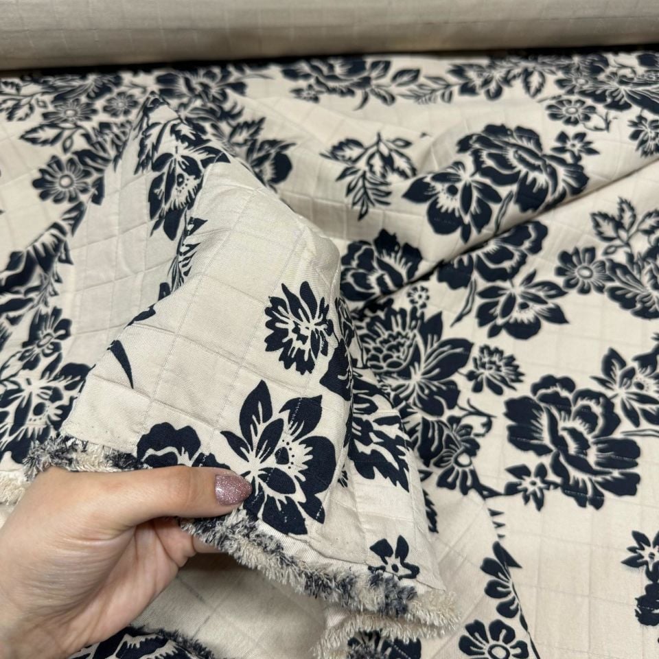 Kapitone Kumaş Çift En Bej Renk Çiçek Desenli