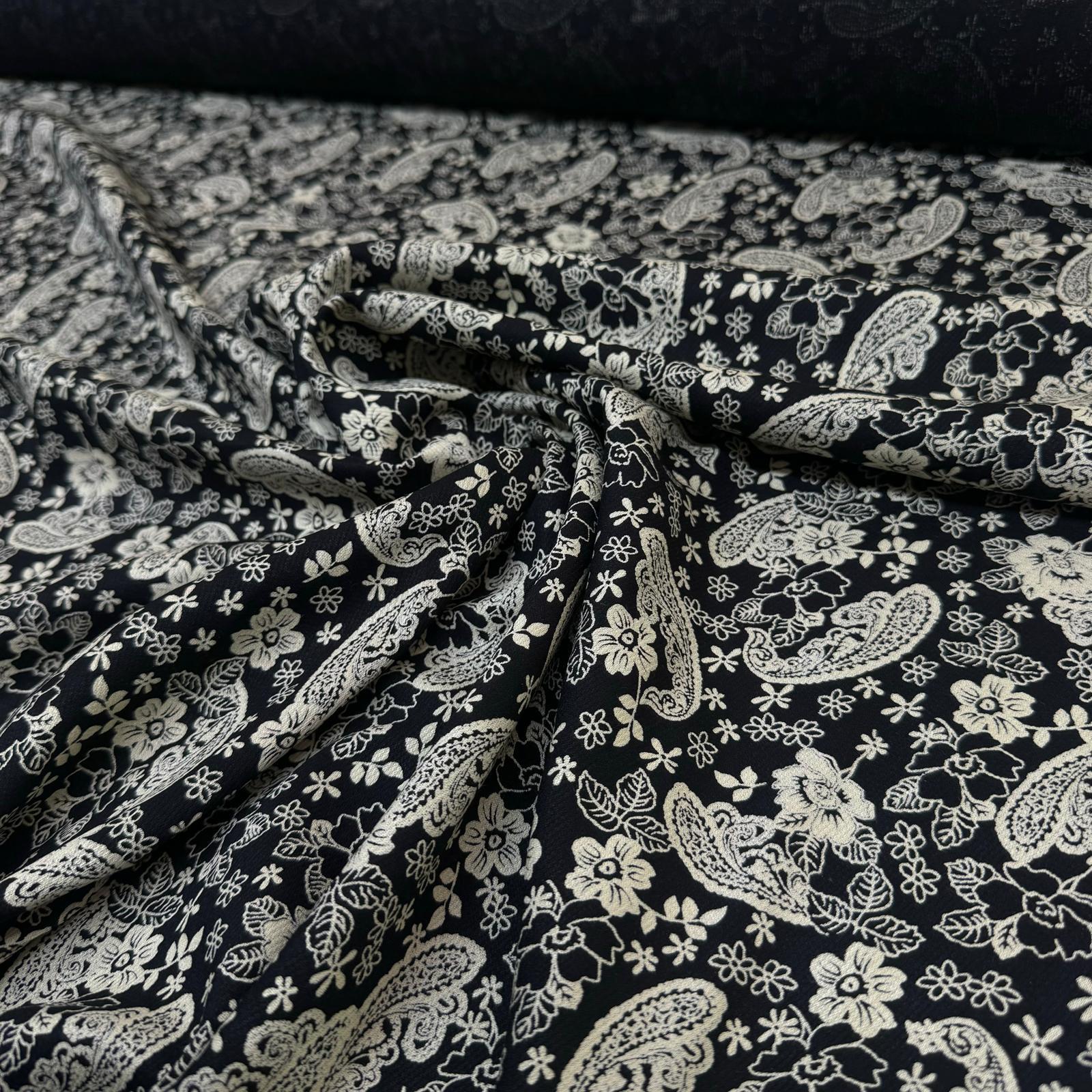 Fitilli Kord Empirme Viskon Kumaş En 180 cm Şal Desen Çiçekli Siyah