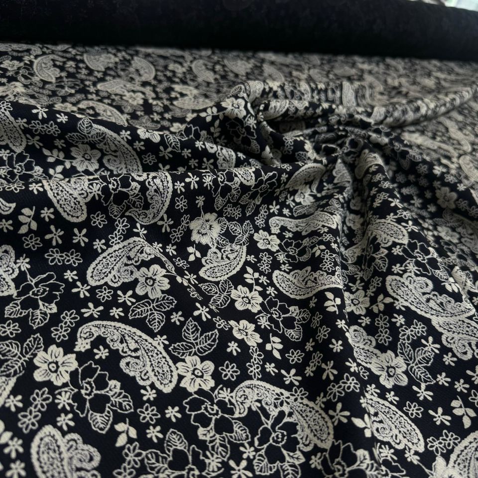 Fitilli Kord Empirme Viskon Kumaş En 180 cm Şal Desen Çiçekli Siyah