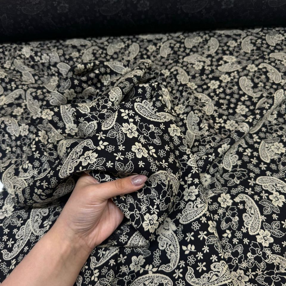 Fitilli Kord Empirme Viskon Kumaş En 180 cm Şal Desen Çiçekli Siyah
