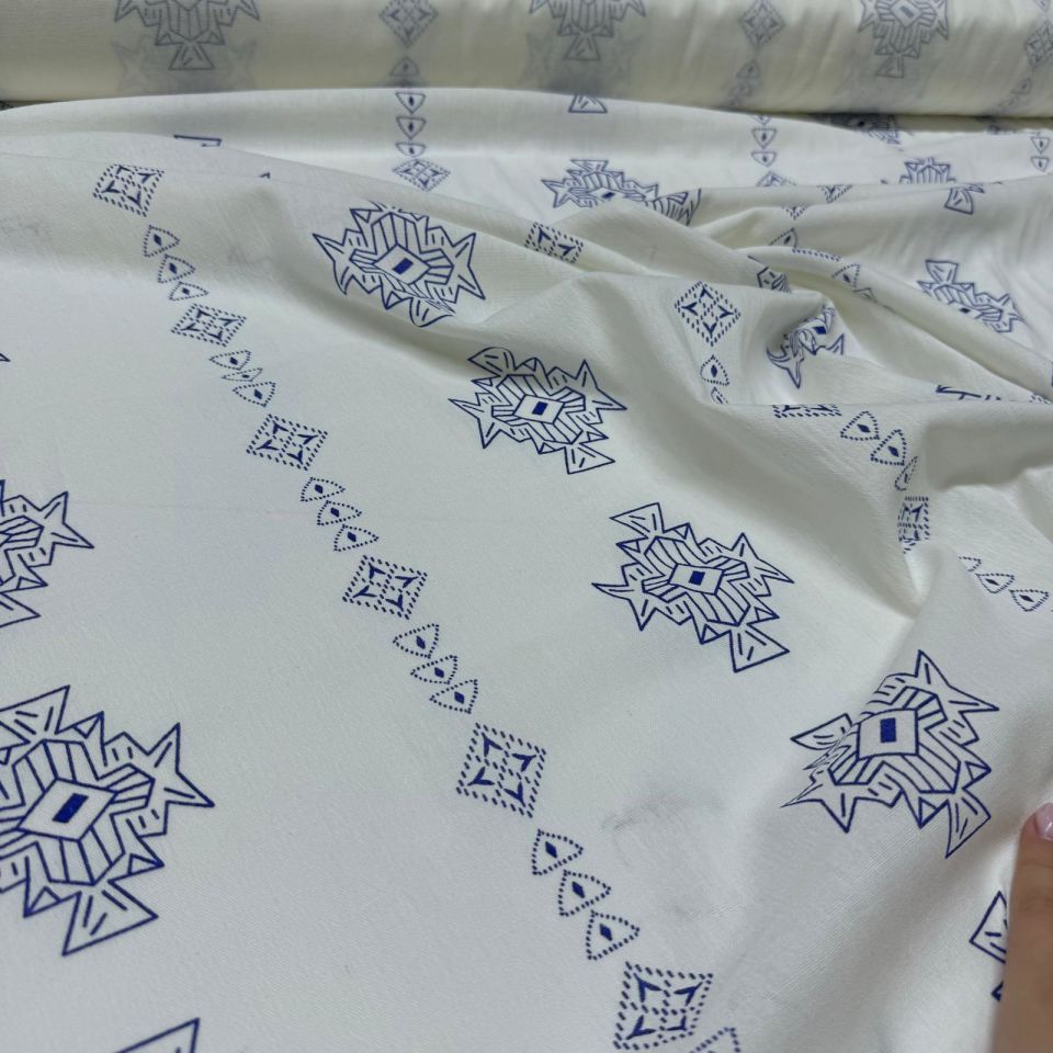 Organik Pamuk Şile Bezi Kumaş Mavi Renk Etnik Desenli Beyaz Zemin