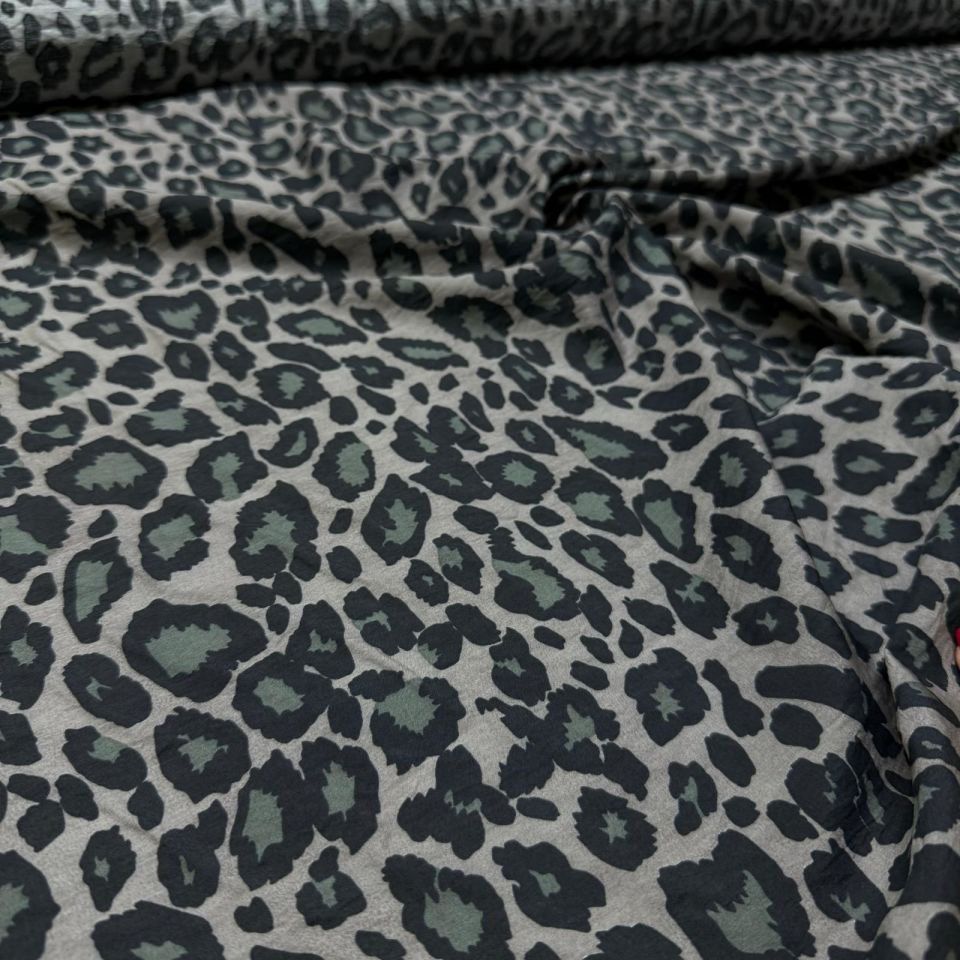 Ayrobin Kumaş Modal Çift En Leopar Desenli Gri Renk