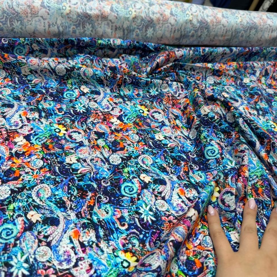 Poplin Kumaş Çift En Çok Renkli Motifli