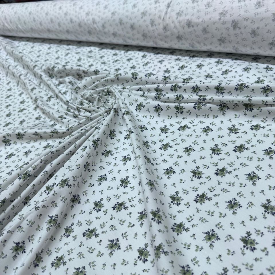 Poplin Kumaş Çift En Küçük Yeşil Çiçek Desenli