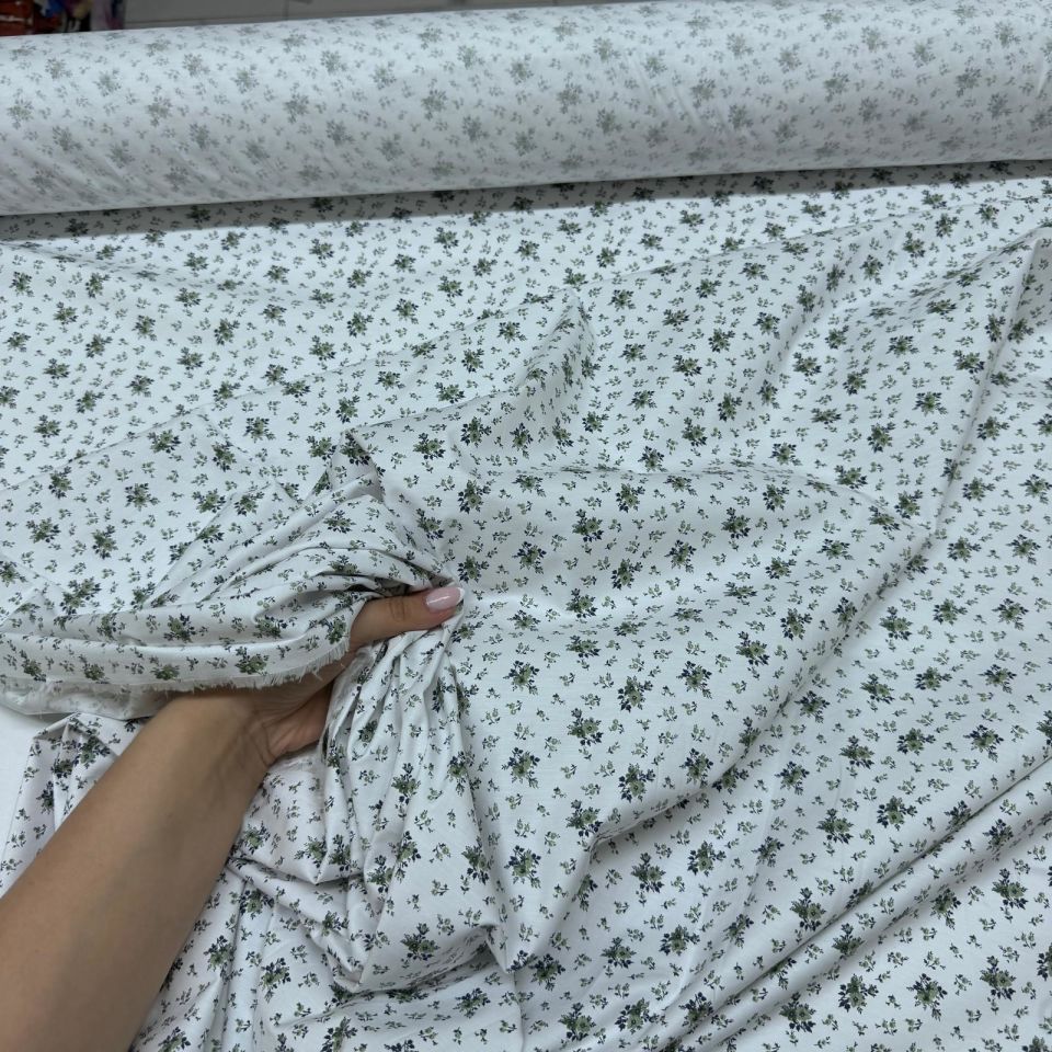 Poplin Kumaş Çift En Küçük Yeşil Çiçek Desenli