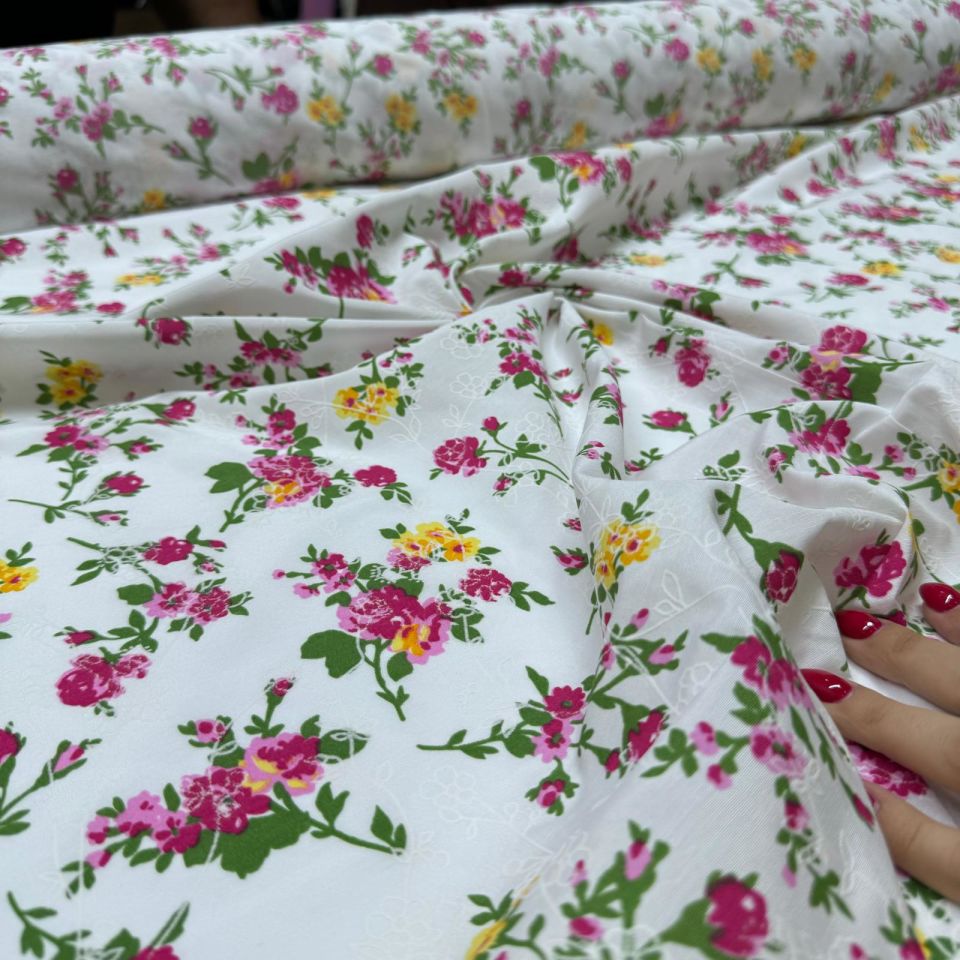 Poplin Kumaş Çift En Pembe Çiçekli Empirme