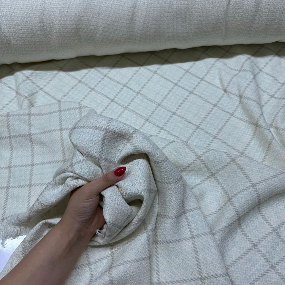 Tüvit Şanel Kumaş Buz Mavi Kareli Çift En