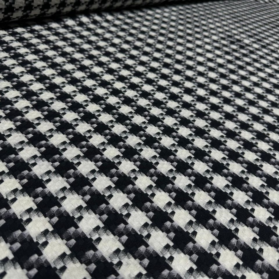 Tüvit Şanel Kumaş Kazayağı Desenli Çift En Siyah Beyaz