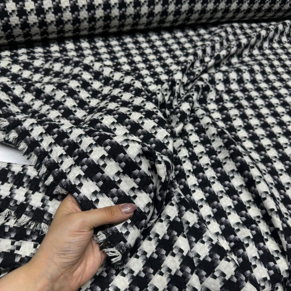 Tüvit Şanel Kumaş Kazayağı Desenli Çift En Siyah Beyaz