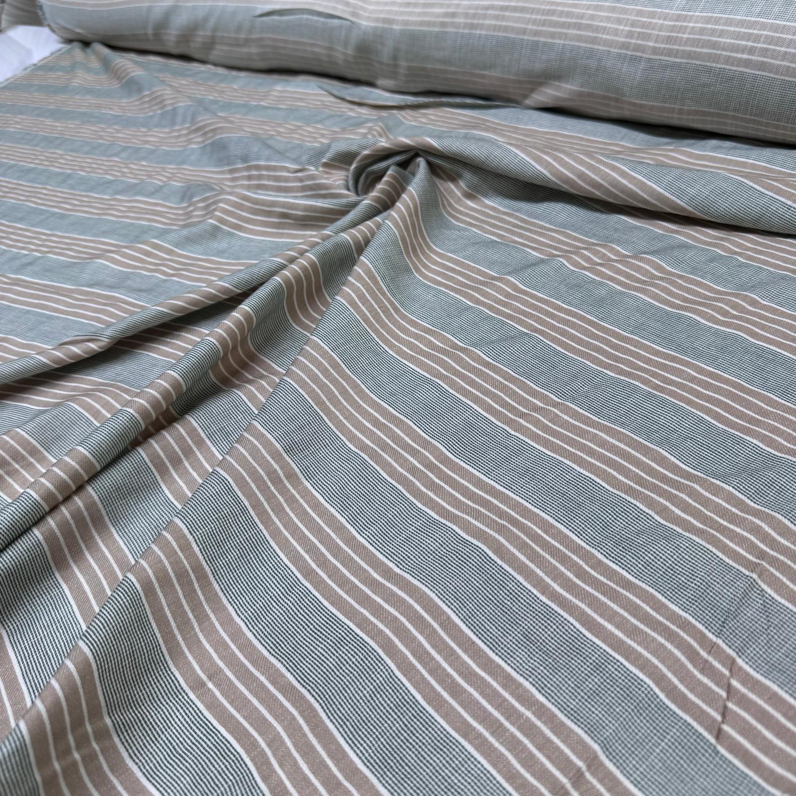 Keten Kumaş Enine Çizgi Haki Renk Çift En %100 Pamuk