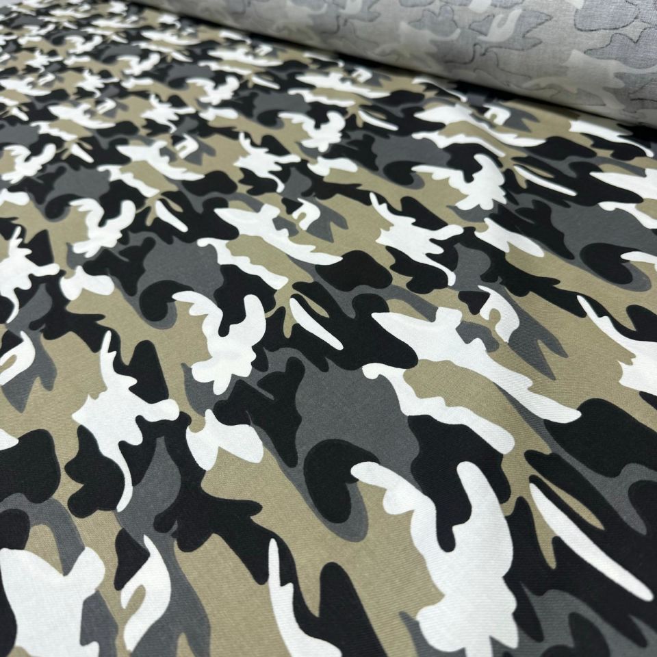 Gabardin Kumaş Kamuflaj Desenli Çift En %100 Pamuk