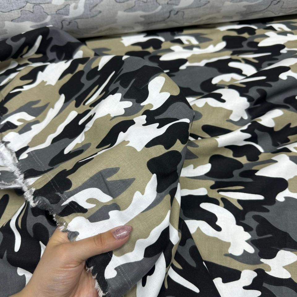 Gabardin Kumaş Kamuflaj Desenli Çift En %100 Pamuk