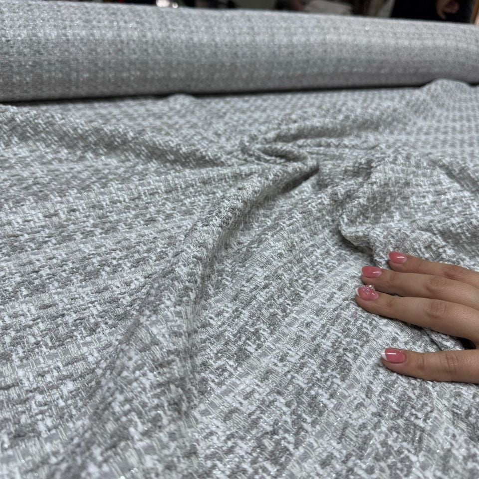 Tüvit Şanel Kumaş Çift En Gri Renk Sim Detaylı