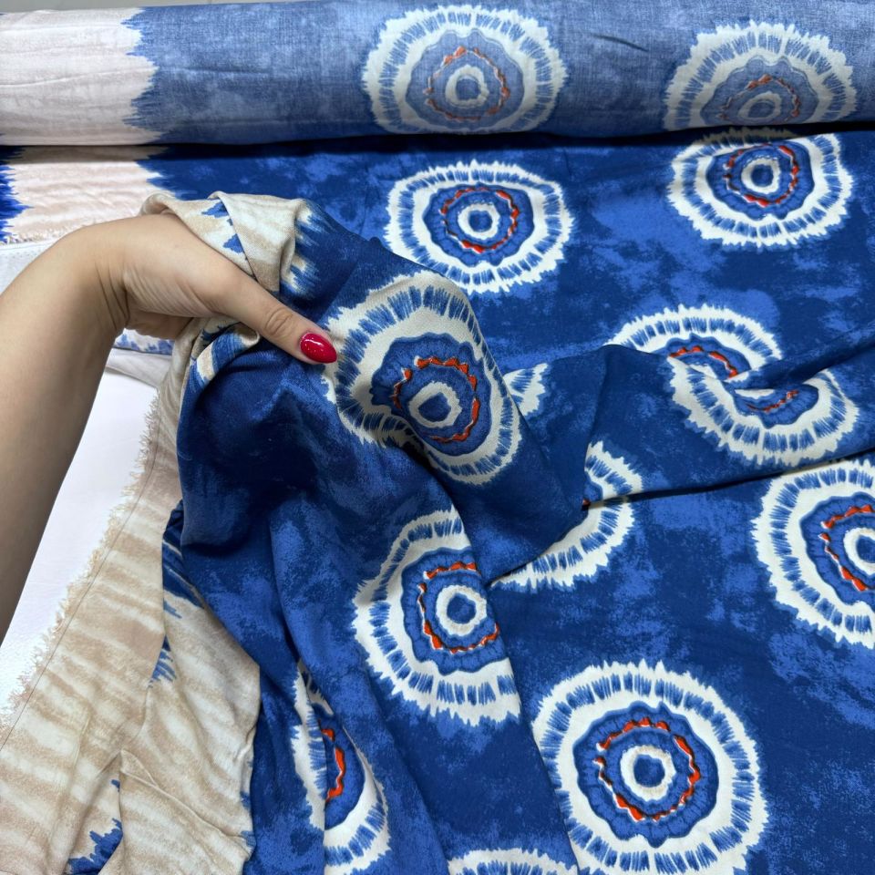 İthal Viskon Kumaş %100 Pamuk Mavi Renkli Yuvarlak Desenli Eteği Sulu