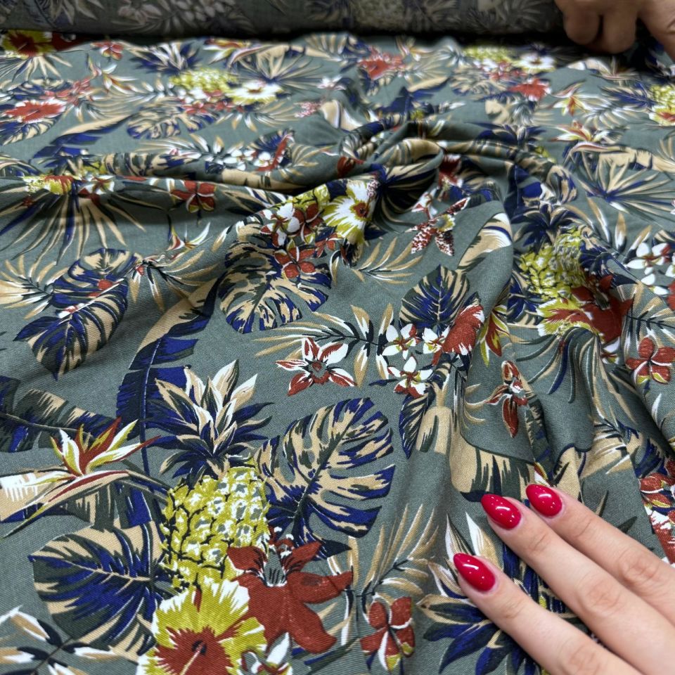 İthal Viskon Kumaş %100 Pamuk Çift En Yeşil Renk Çiçek&Yaprak Desen