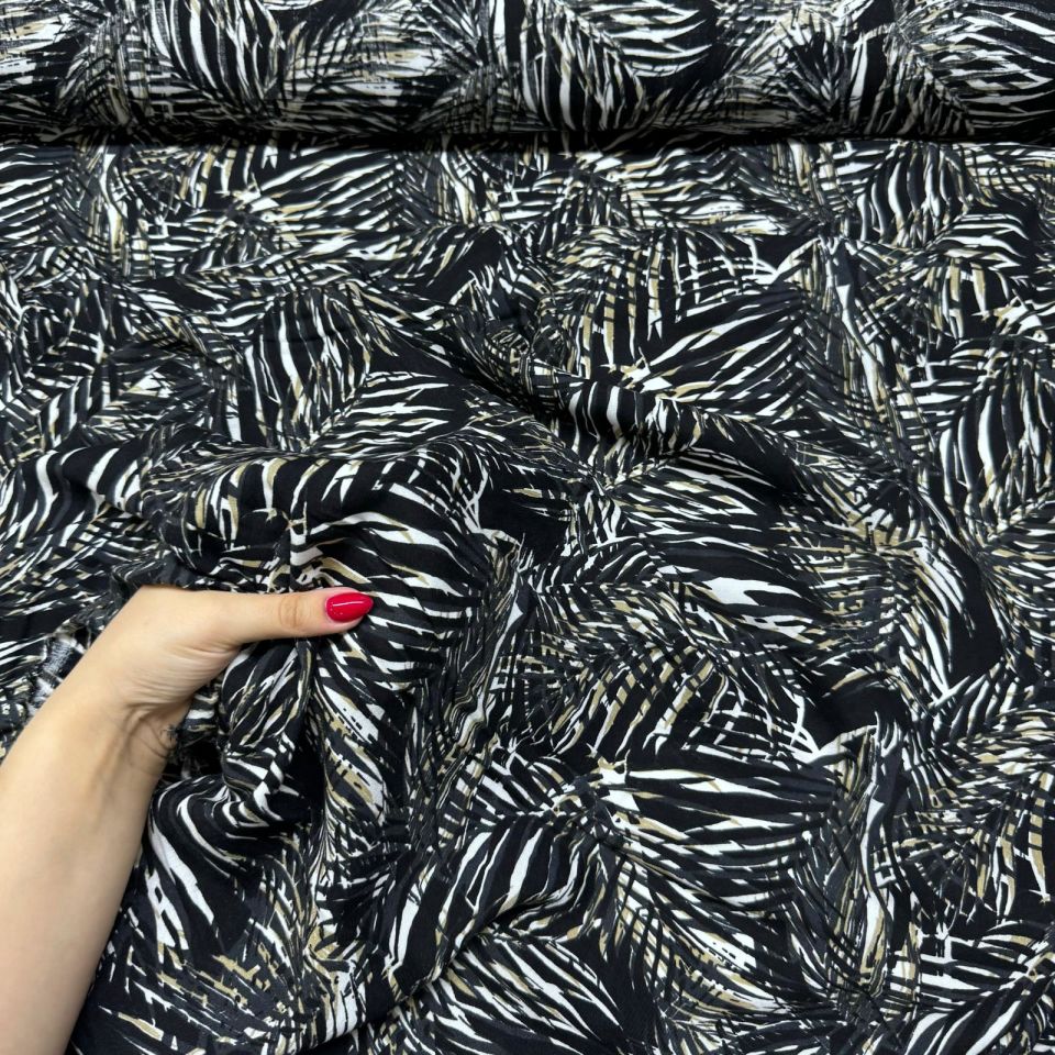 İthal Viskon Kumaş %100 Pamuk Çift En Siyah Yaprak Desenli