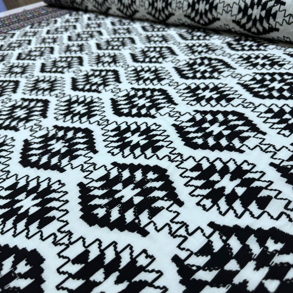 İthal Viskon Kumaş %100 Pamuk Çift En Renkli Sulu Desen