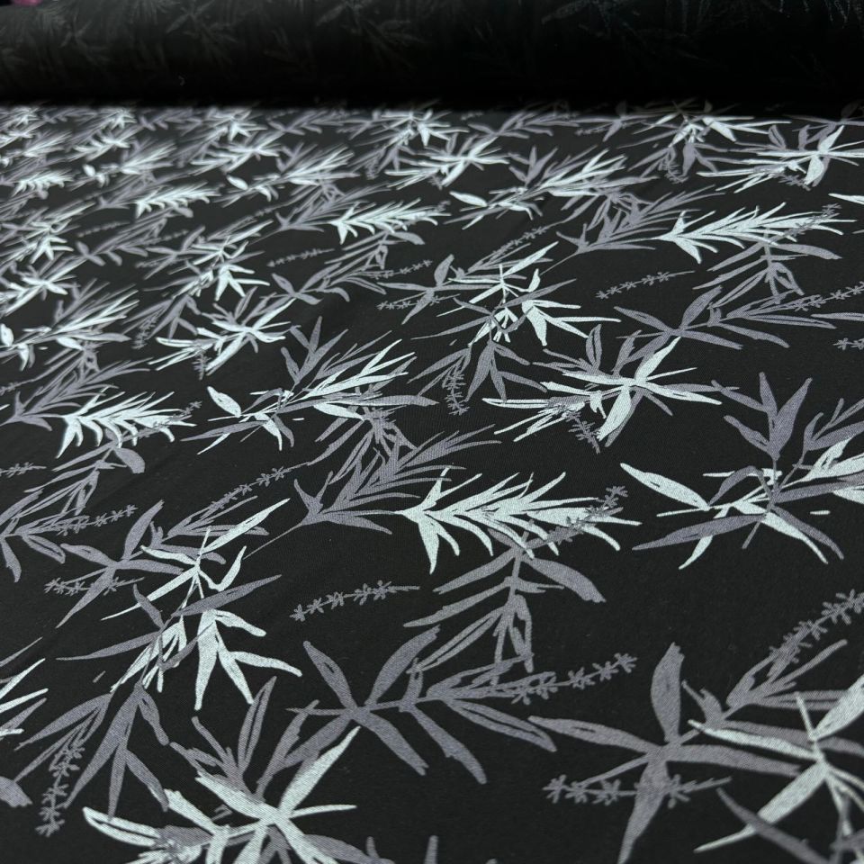 İthal Viskon Kumaş %100 Pamuk Çift En Yaprak Desenli Siyah Renk