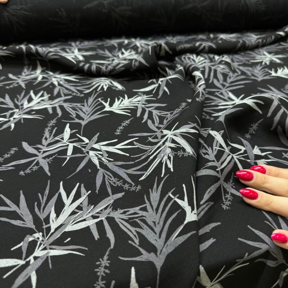İthal Viskon Kumaş %100 Pamuk Çift En Yaprak Desenli Siyah Renk