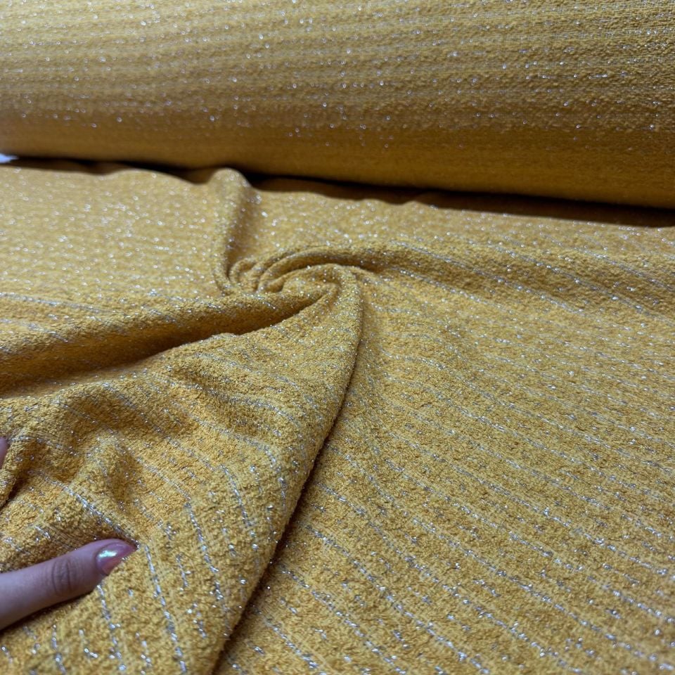 Tüvit Şanel Kumaş Buklet Çift En Sarı/Hardal Simli Çizgili Desen