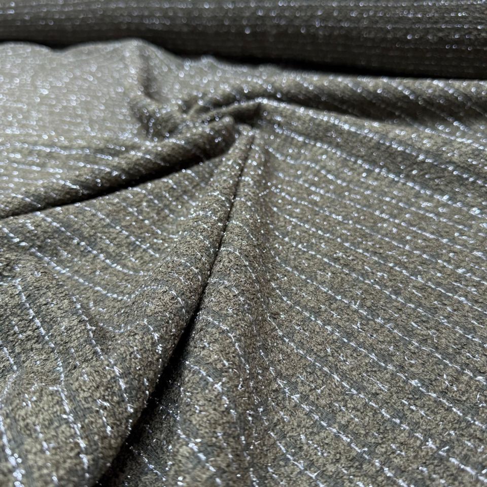 Tüvit Şanel Kumaş Buklet Çift En Haki Renk Simli Çizgili Desen