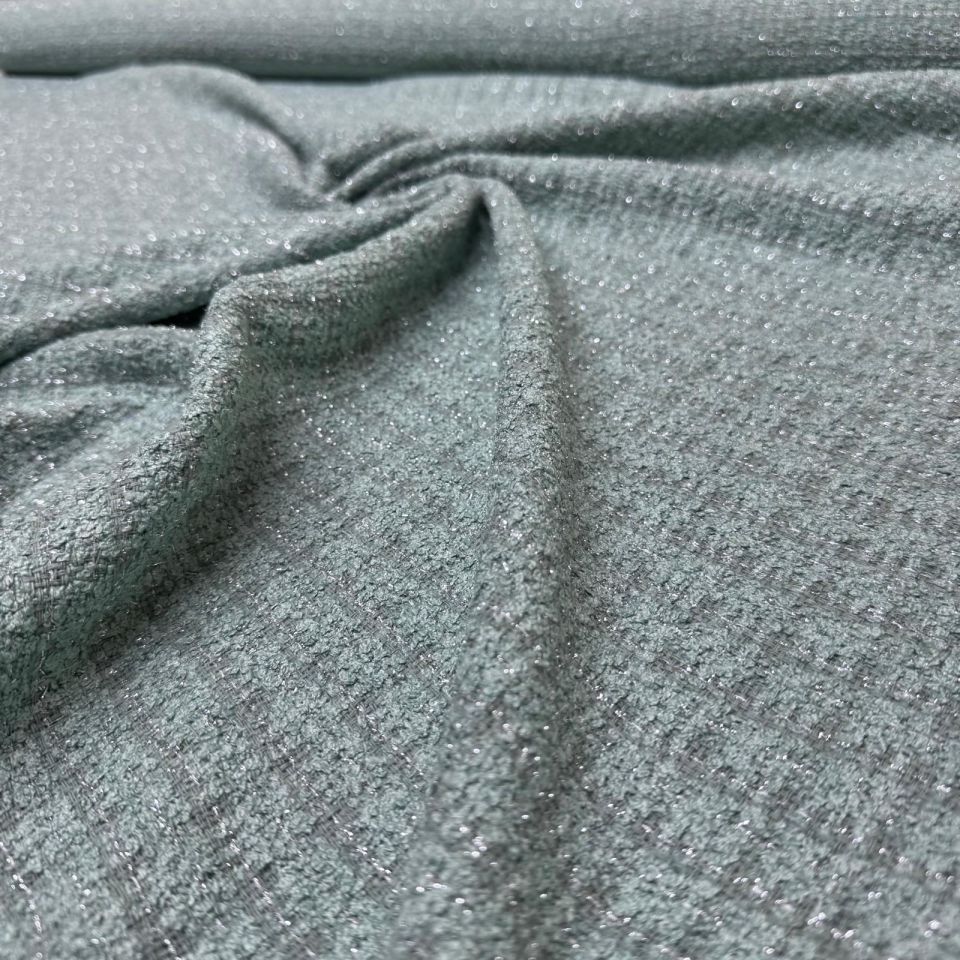 Tüvit Şanel Kumaş Buklet Çift En Mint Yeşili Renk Simli Çizgili Desen