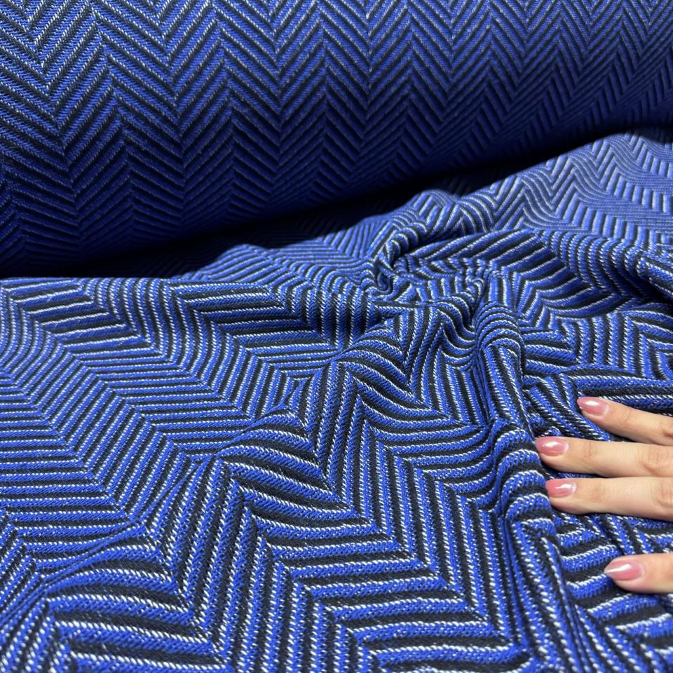 Tüvit Şanel Kumaş Zikzak Desenli Balıksırtı Kışlık Çift En Mavi