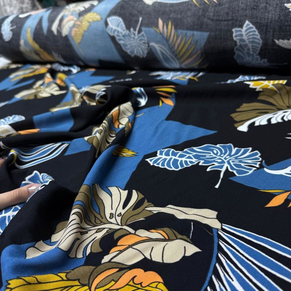 İthal Viskon Kumaş Lacivert Renk Büyük Çiçek&Yaprak Geometrik Desenli %100 Pamuk