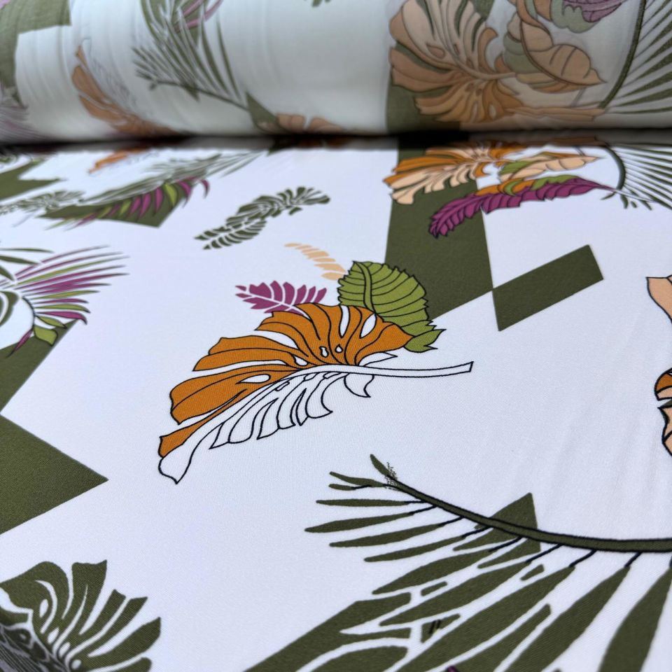 İthal Viskon Kumaş Beyaz Renk Büyük Çiçek&Yaprak Geometrik Desenli %100 Pamuk