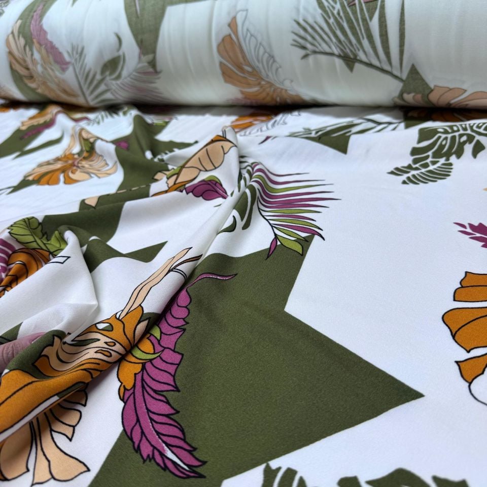 İthal Viskon Kumaş Beyaz Renk Büyük Çiçek&Yaprak Geometrik Desenli %100 Pamuk