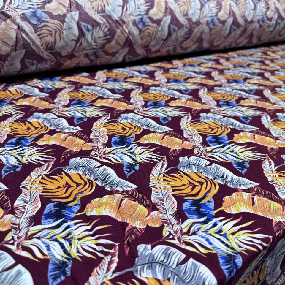 İthal Viskon Kumaş %100 Pamuk Çift En Bordo Zemin Turuncu Yaprak Desen