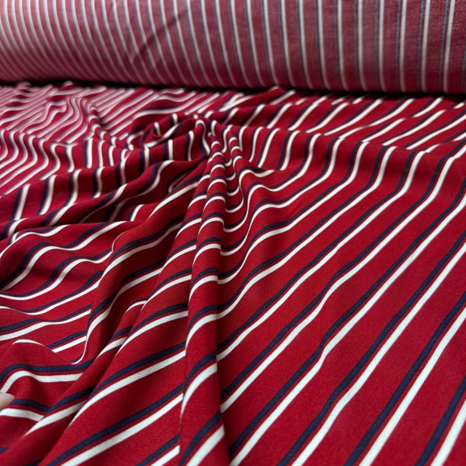 İthal Viskon Kumaş %100 Pamuk Çift En Bordo Renk Boyuna Çizgi Desenli