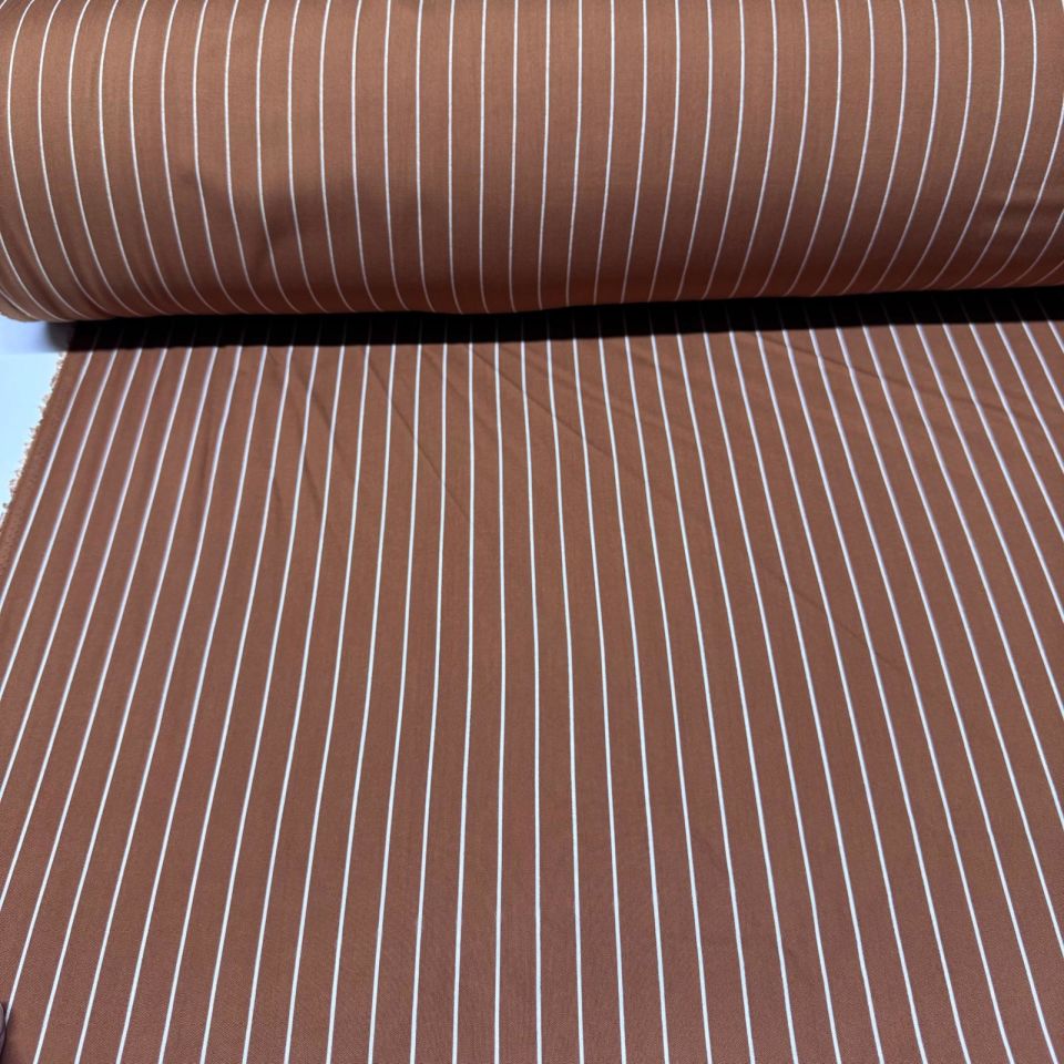 İthal Viskon Kumaş %100 Pamuk Çift En Somon Renk Boyuna Çizgi Desenli