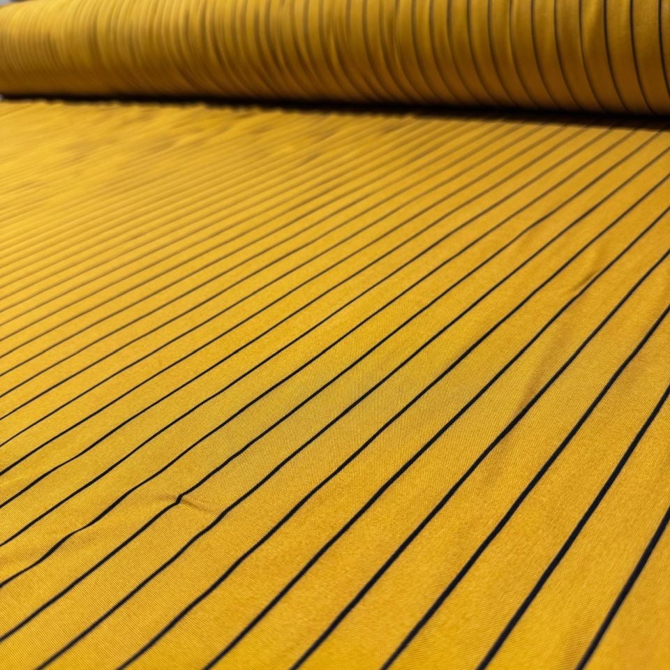 İthal Viskon Kumaş %100 Pamuk Çift En Sarı Renk Boyuna Çizgi Desenli