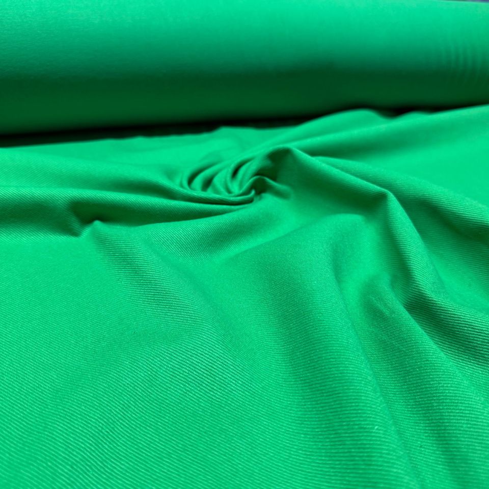 Gabardin Kumaş %100 Pamuk Çift En Yeşil Renk