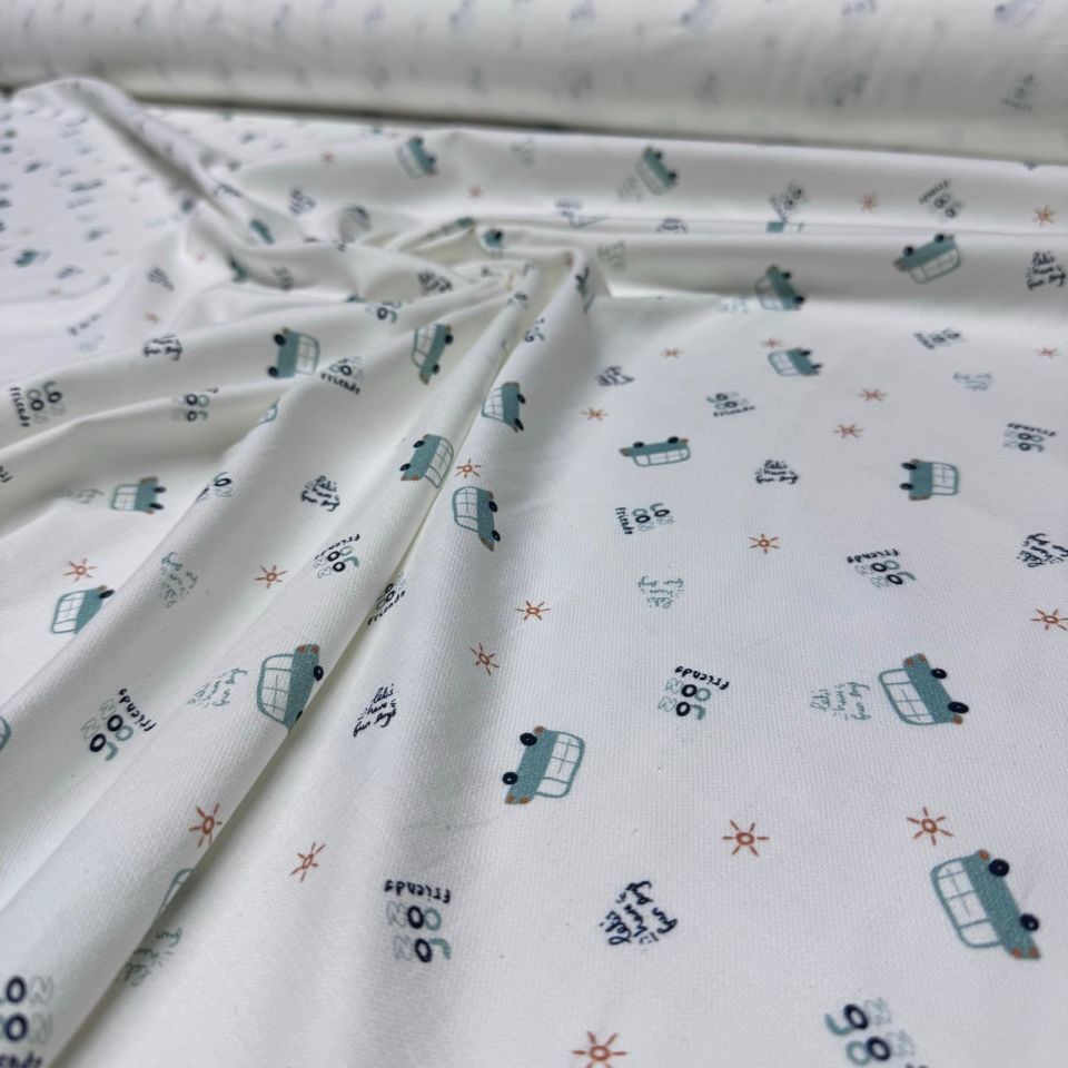 İnce Gabardin Kumaş %100 Pamuk Çift En Turkuaz Araba Desenli