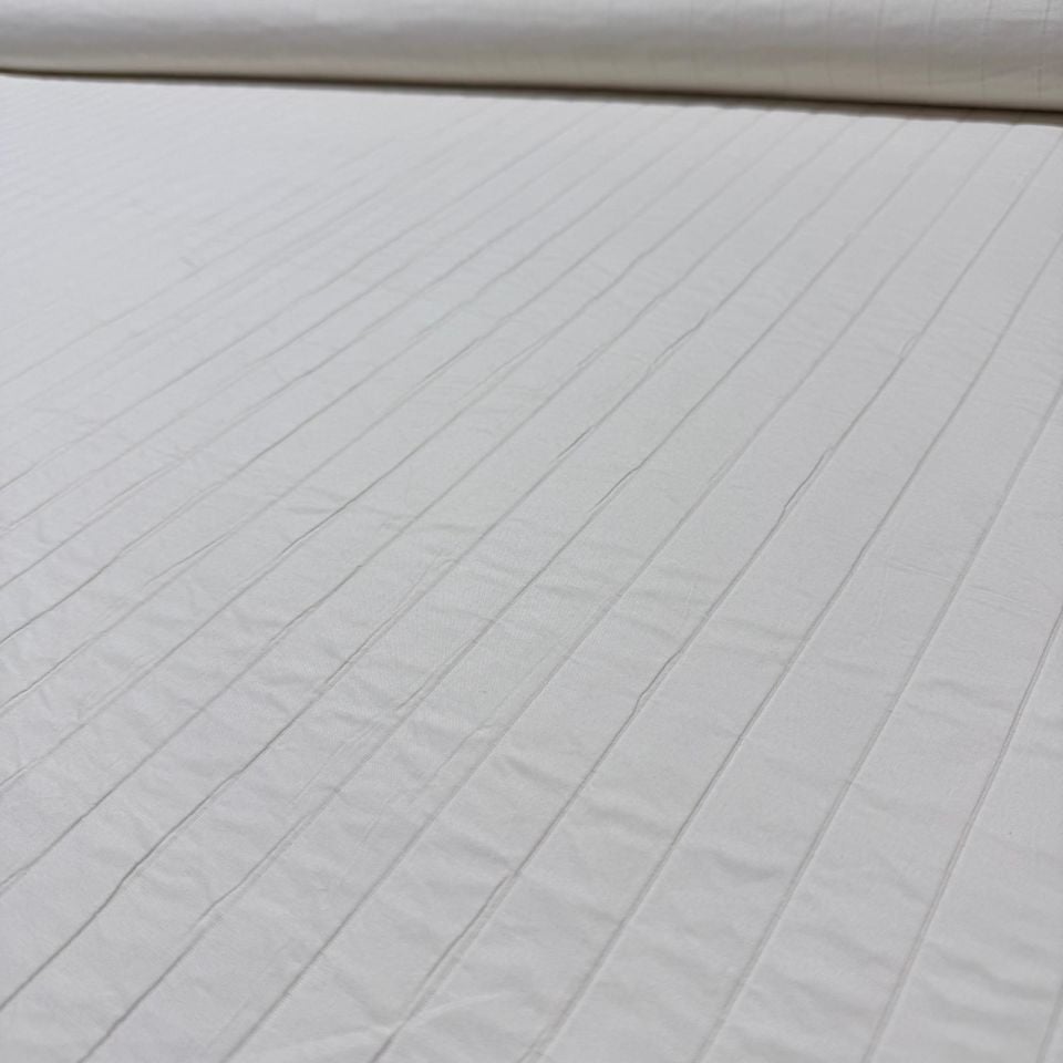 Kapitone Kumaş Ekru Renk Çift En Pamuk Dokuma Çizgi Desenli