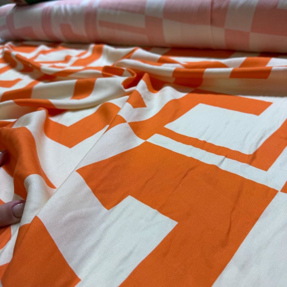 Belmando Kumaş Turuncu Renk Geometrik Desenli Çift En
