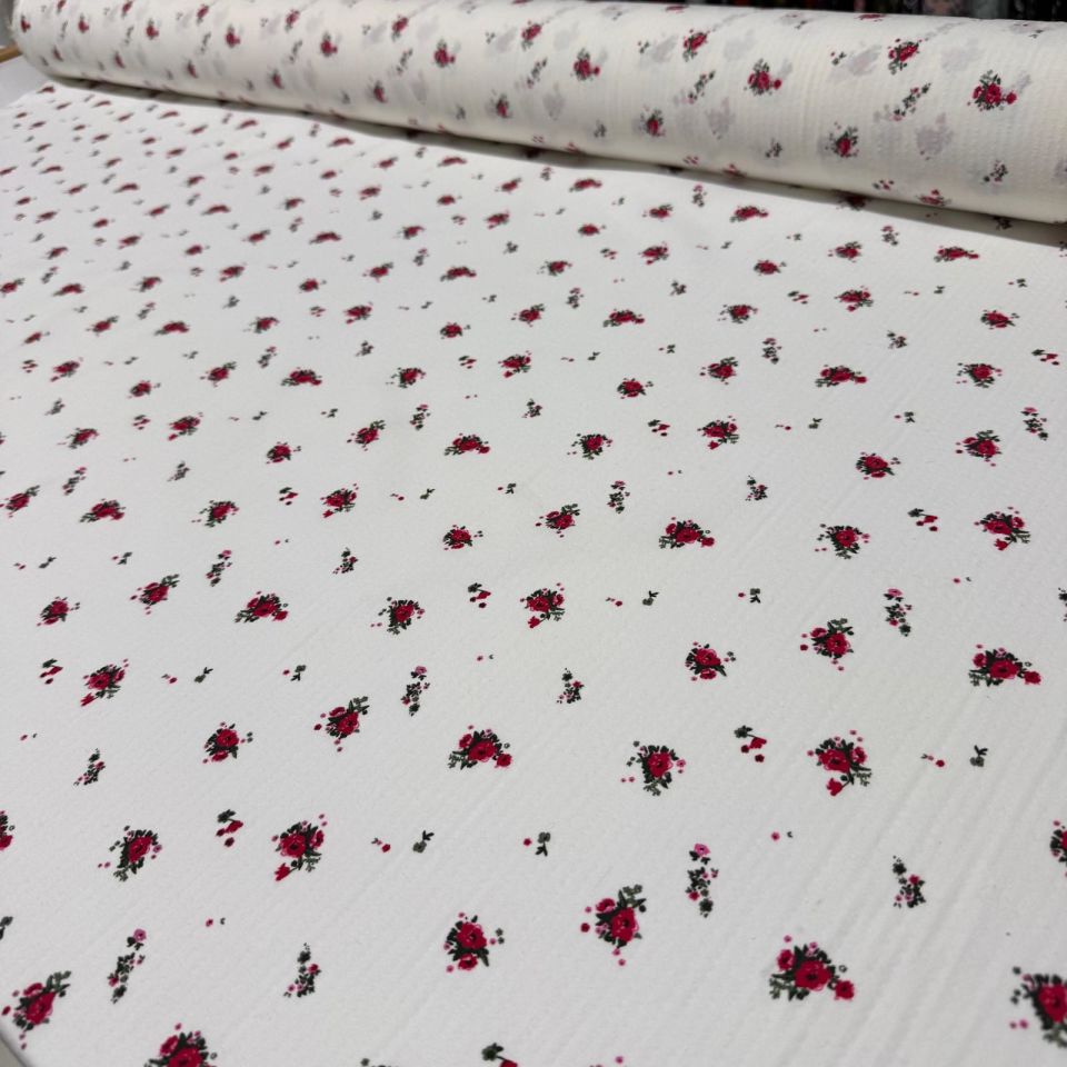 Poplin Kumaş Minik Bordo Çiçekli Çift En