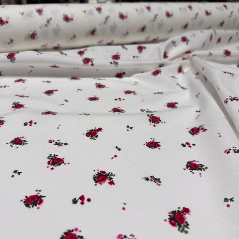 Poplin Kumaş Minik Bordo Çiçekli Çift En