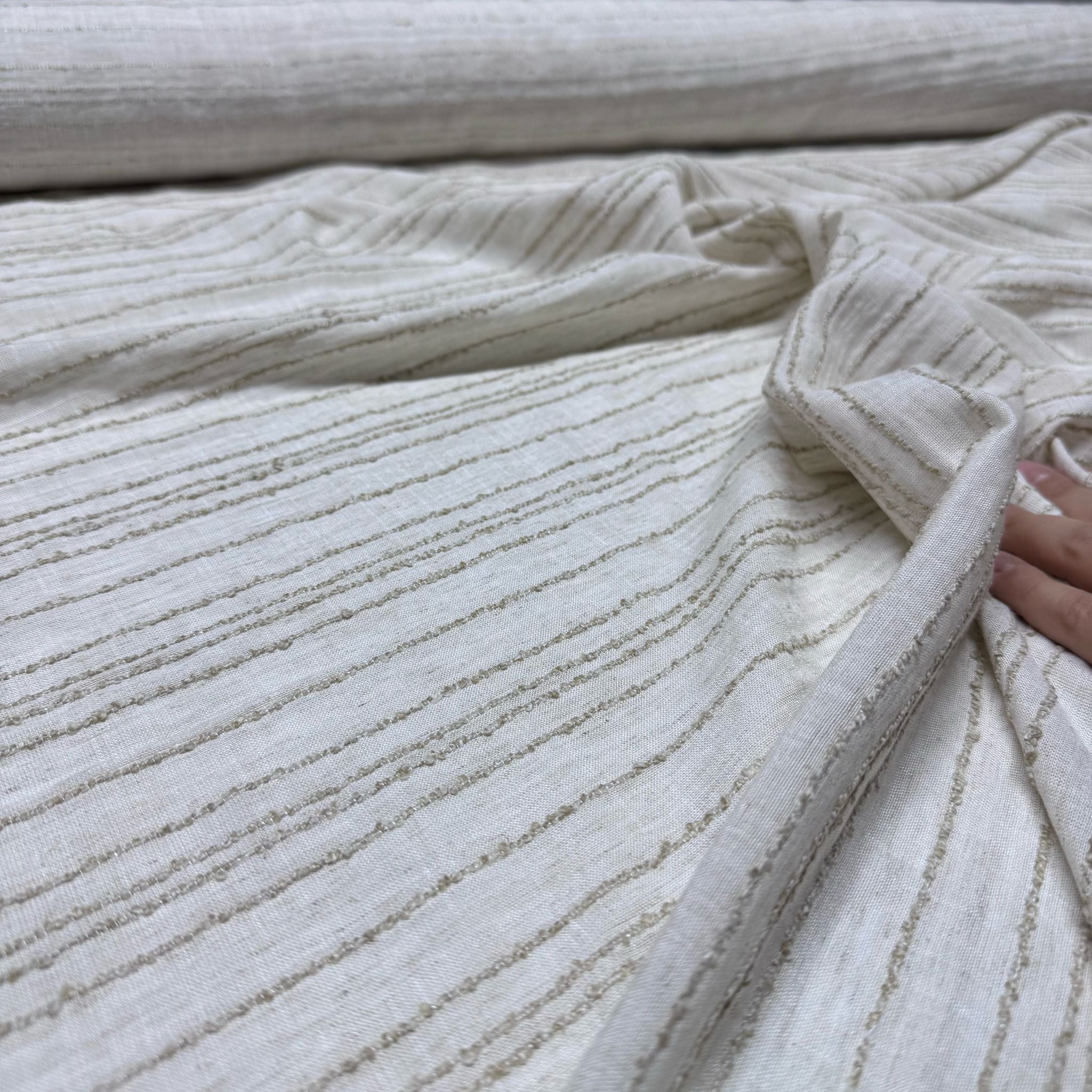 Keten Viskon Kumaş Dökümlü %100 Pamuk Enine Çizgi İşlemeli Bej&Krem