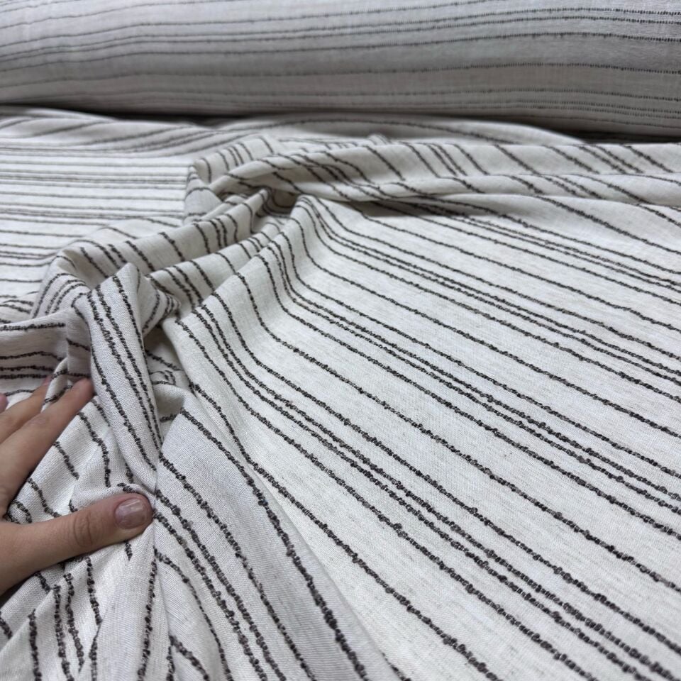 Keten Viskon Kumaş Dökümlü %100 Pamuk Enine Çizgi İşlemeli Kahverengi