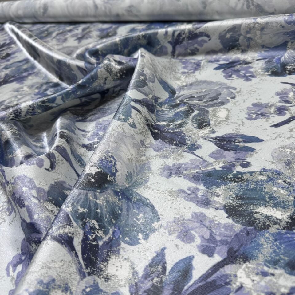 Floş Saten Kumaş Parlak Işıltılı Çift En Lila Renk Çiçek Desenli