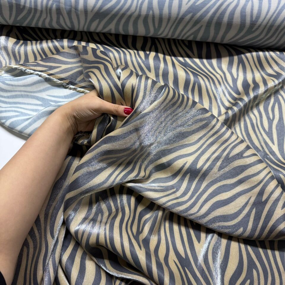 Floş Saten Kumaş Parlak Işıltılı Çift En Zebra Desen Kahverengi