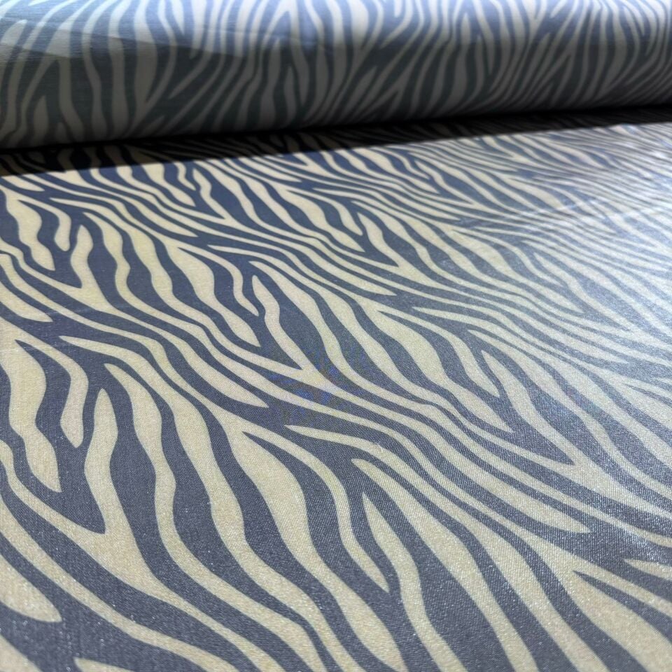 Floş Saten Kumaş Parlak Işıltılı Çift En Zebra Desen Kahverengi