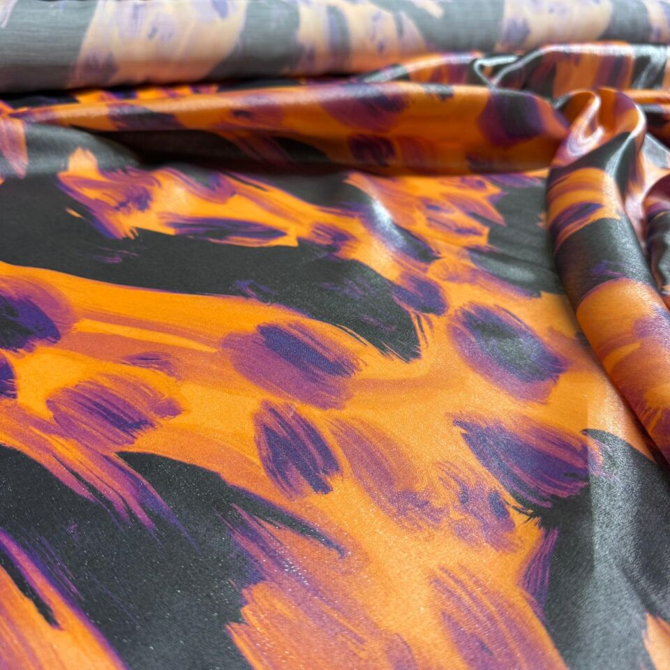 Floş Saten Kumaş Parlak Işıltılı Çift En Turuncu Desenli