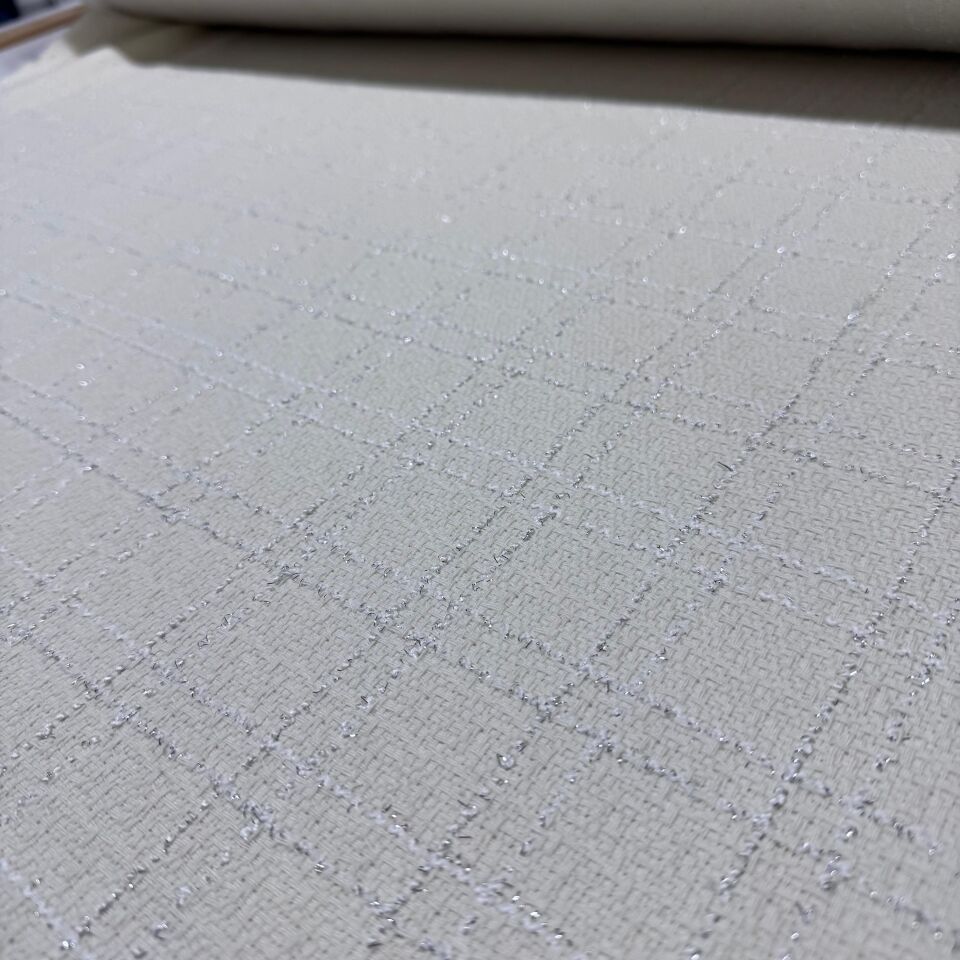 Tüvit Şanel Kumaş Çift En Kareli Kırık Beyaz Simli