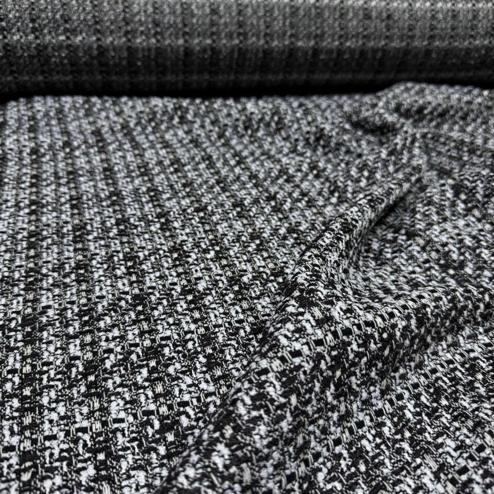 Tüvit Şanel Kumaş Çift En Siyah Beyaz Dokuma