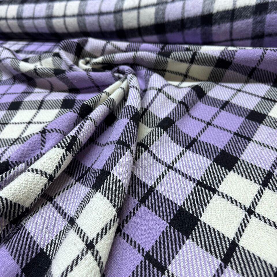 Tüvit Şanel Kumaş Çift En Lila Kareli Şardonlu