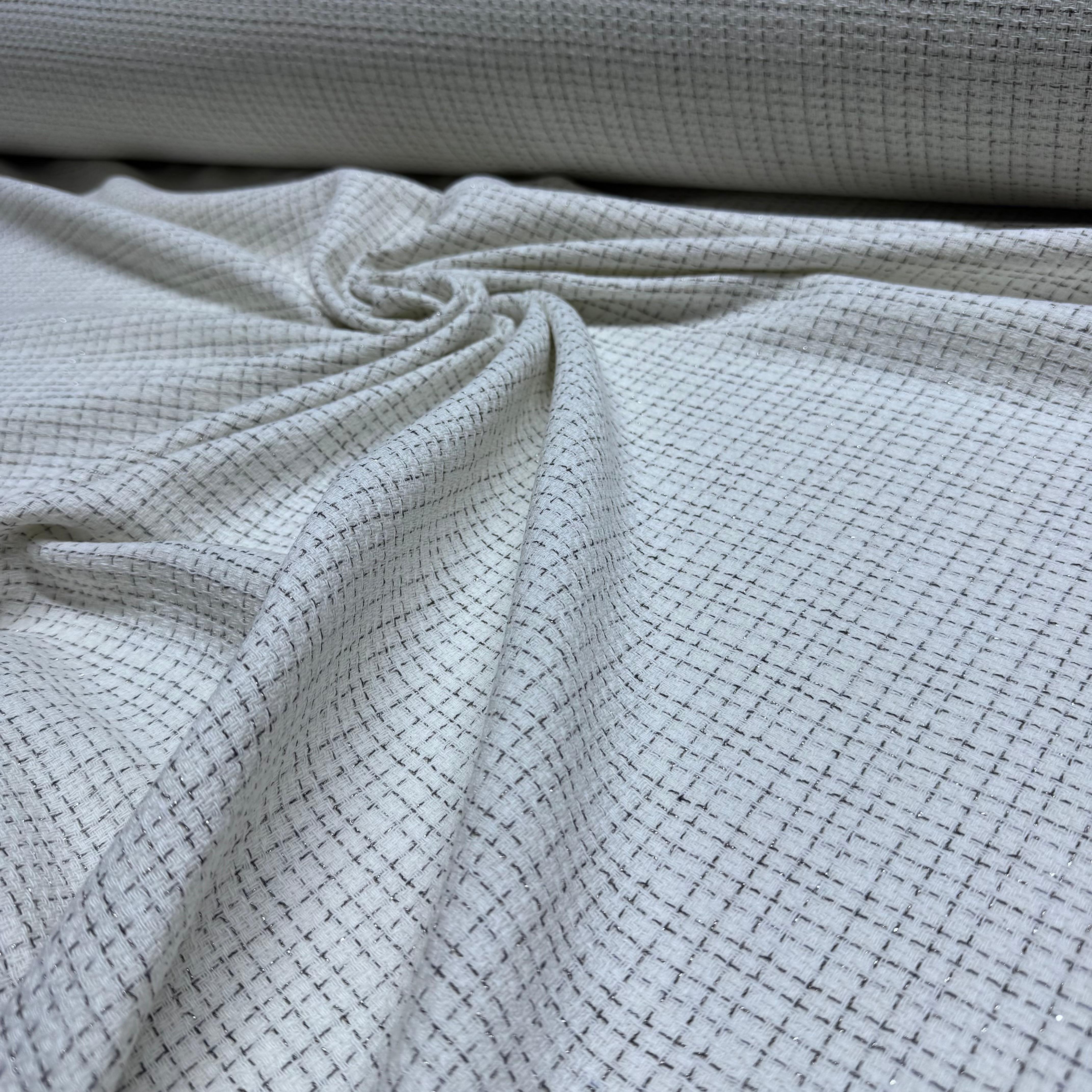 Tüvit Şanel Kumaş Çift En Simli Beyaz